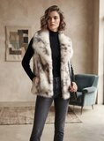 Beige bodywarmer met zachte imitatiebont_