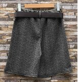 Bermuda gris avec ceinture et doublure polaire douce_