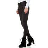 Stretch broek in leatherlook._