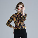 Blouse style vintage._