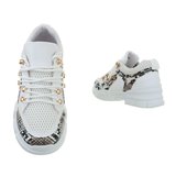 Trendy witte sneaker Anouk 4 met zwarte slangenprint._