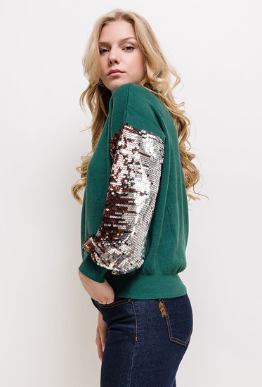 Fashion groene trui met sequins.