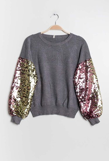 Fashion grijze trui met sequins.