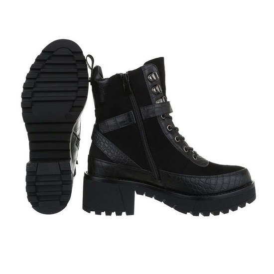 Trendy zwarte boot Eline. 