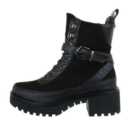 Trendy zwarte boot Eline. 