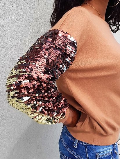 Fashion camel trui met sequins.