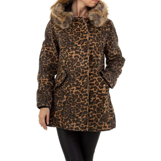 Stylish 3/4 jas in luipaard look.