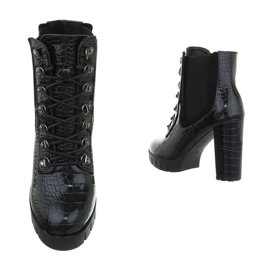 Bottines noires croco Fanka.