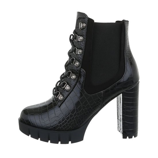 Bottines noires croco Fanka.