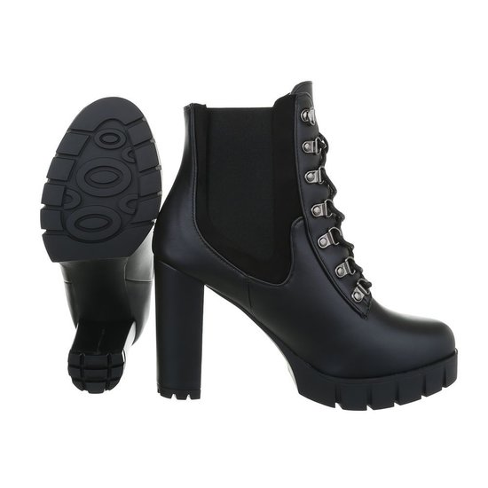 Bottines noires Fanka.