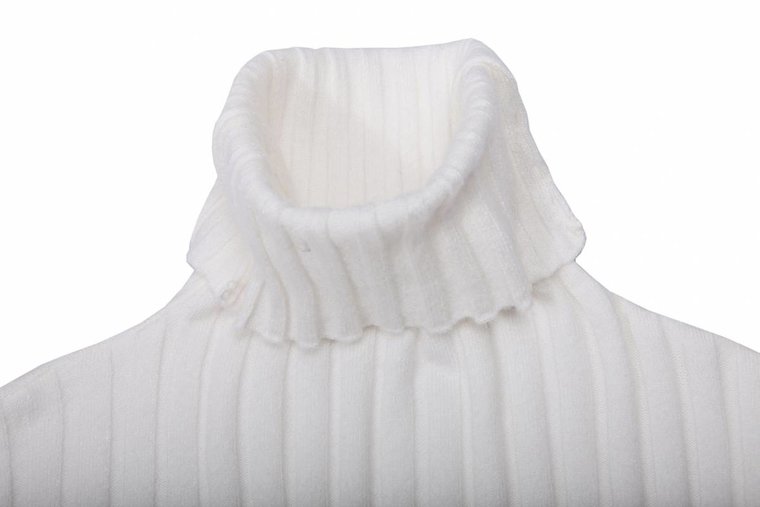 Basic witte pullover met rolkraag.