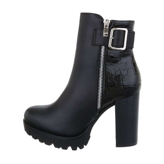 Bottines noires Asbeth.