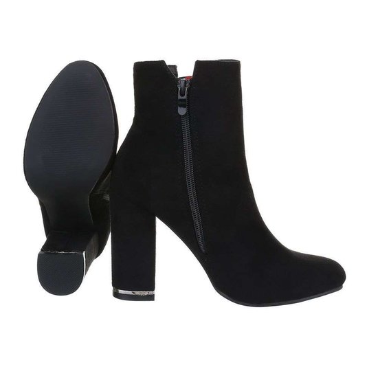 Bottines noires Katia.