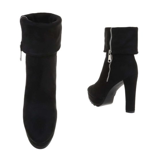 Bottines noires Frieda.