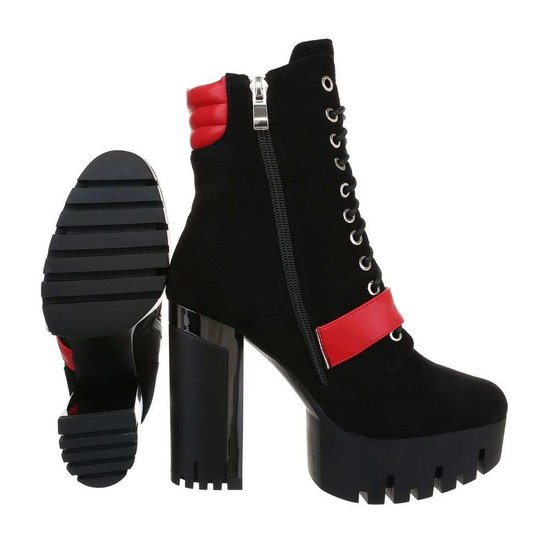 Bottines noires Ella.