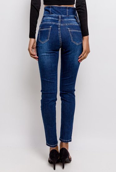 Trendy high waist blue jeans.