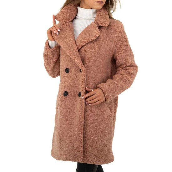 Midi rose mantel in teddyfleece.