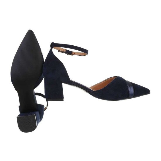 Blauwe pump Maggy.