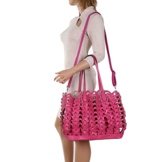 Trendy fuchsia shopperbag.