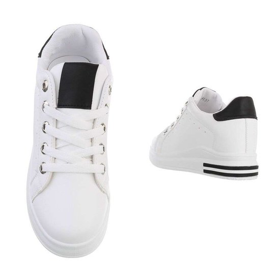 Casual wit/zwarte hoge sneaker Glena.
