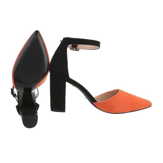 Classy oranje/zwarte pump Isabelle.