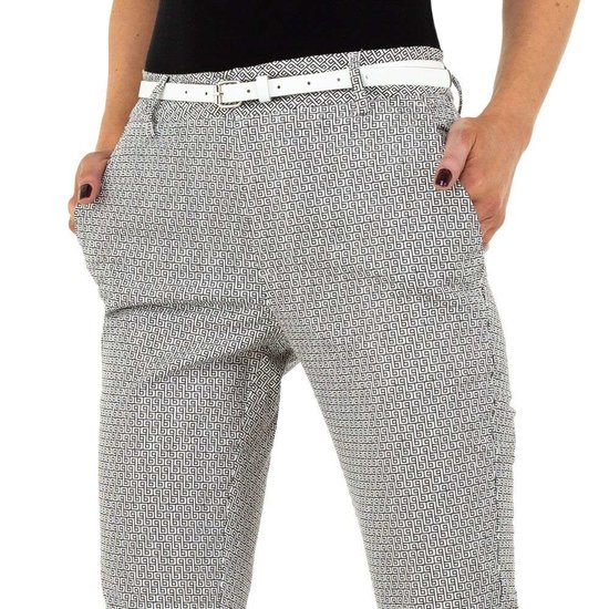 Classy grijze 3/4  chino broek met print.