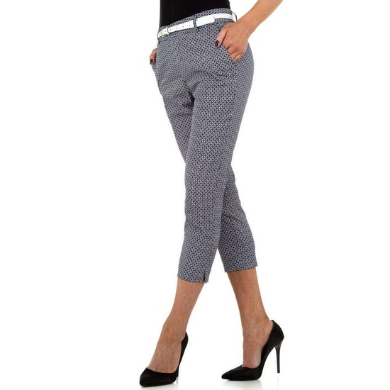 Classy licht blauwe 3/4 chino broek met print.SOLD OUT