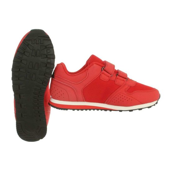 Leuke rode kinder sneaker Ben.