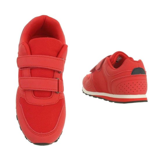 Leuke rode kinder sneaker Ben.
