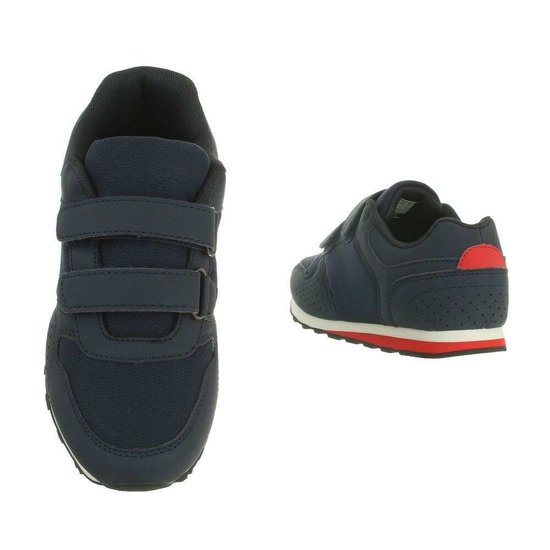 Leuke zwarte kinder sneaker Ben.