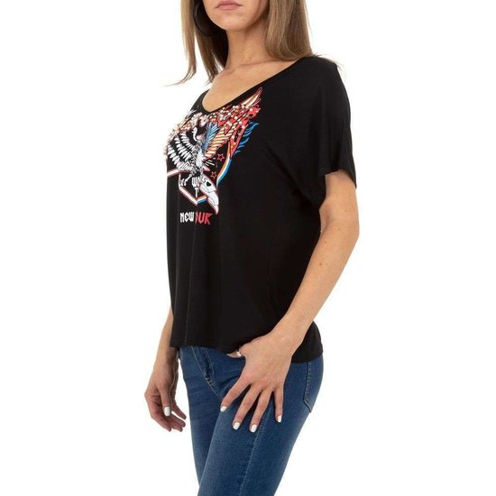 Zwarte t-shirt met motief.