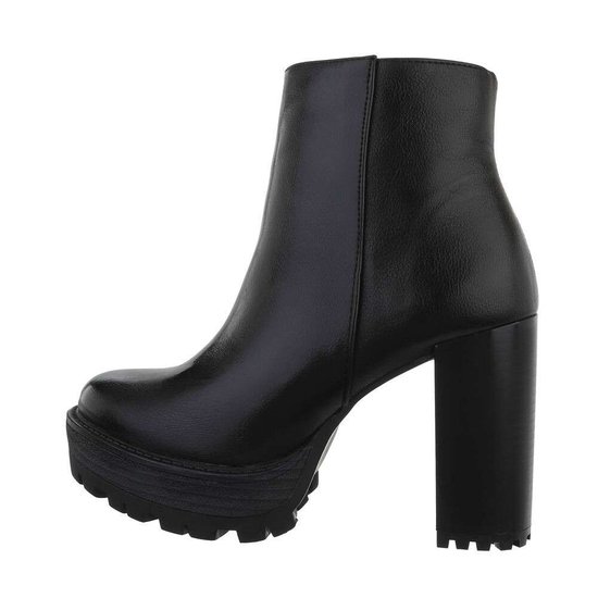 Bottines noires Nanda.