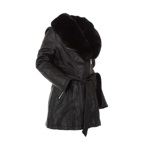 Zwarte leatherlook jas voor meisjes met zwarte pels.