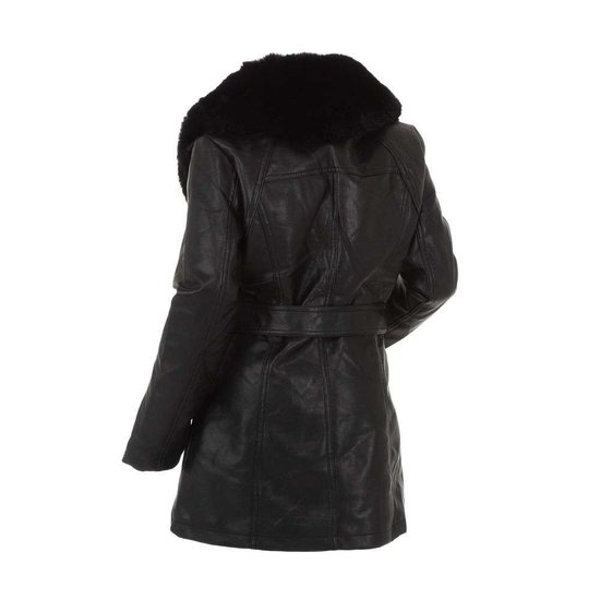 Zwarte leatherlook jas voor meisjes met zwarte pels.