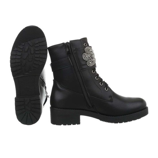 Trendy zwarte bikerboot Dila.