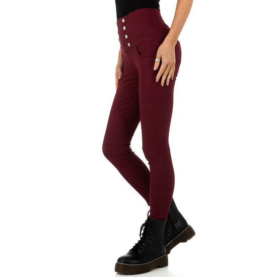 Skinny aanpassende bordeaux hoge taille broek.