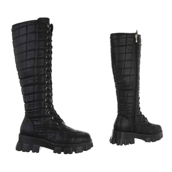 Hoge zwarte boot Regina.