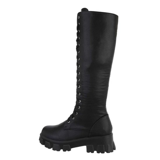 Trendy hoge zwarte boot Lilou.