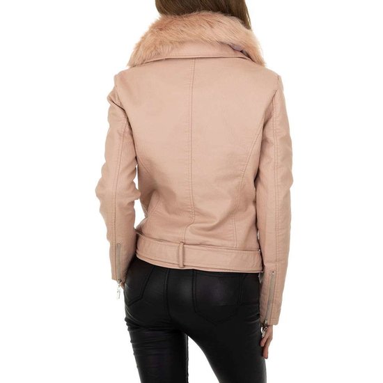 Trendy oud rose korte leatherlook jacket.