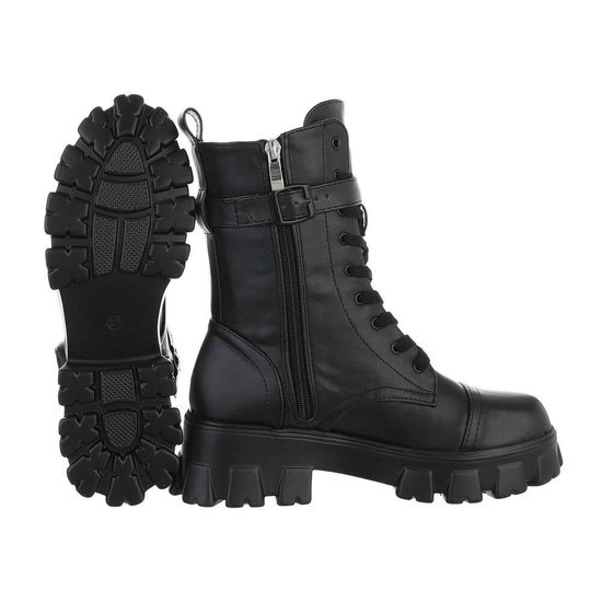 Trendy halfhoge boot Xina.