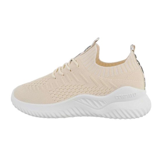 Hippe beige lage textiel sneaker Anuschka.