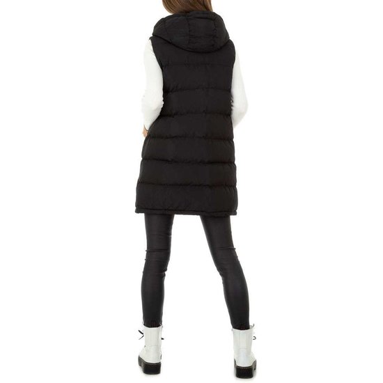 Trendy zwarte oversized gewatteerde bodywarmer.