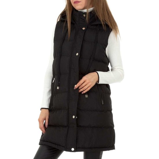 Trendy zwarte oversized gewatteerde bodywarmer.