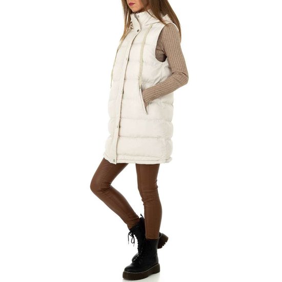 Trendy off white oversized gewatteerde bodywarmer.