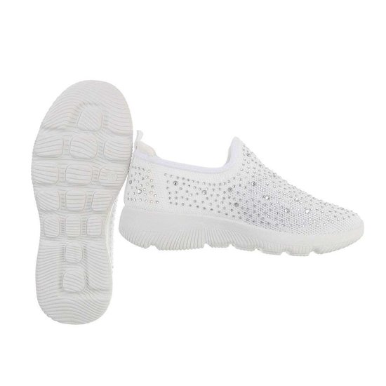 Lage witte textiel sneaker Serena.