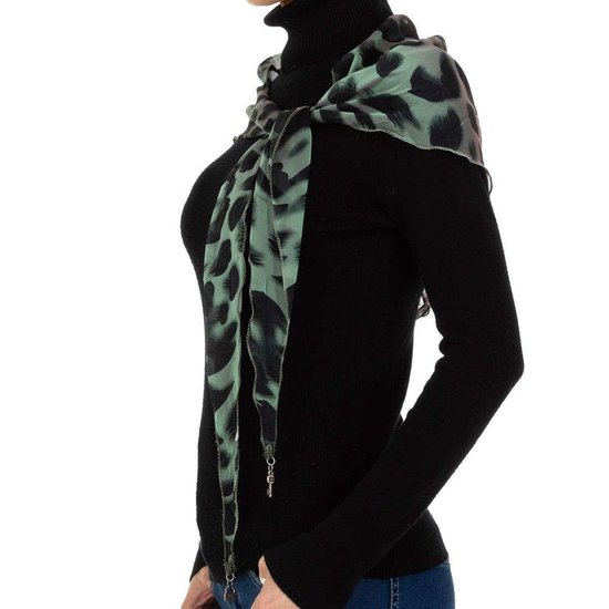 Modieuze groene sjaal met dieren motief.