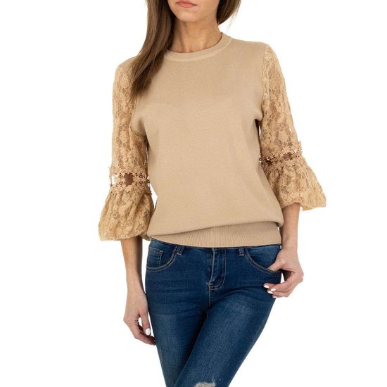 Trendy beige pullover met kant.