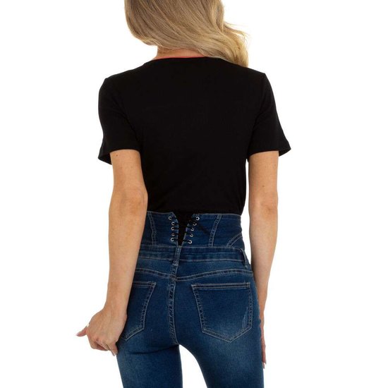 Zwarte T-shirt met contrast banden.