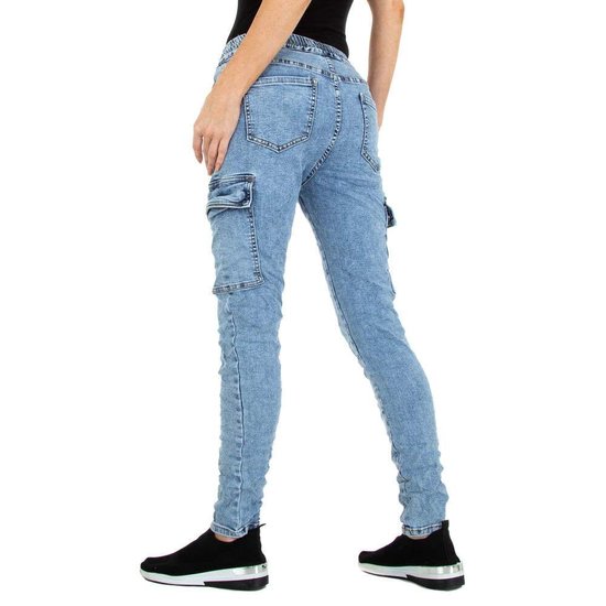 Hippe cargo blue jeans.