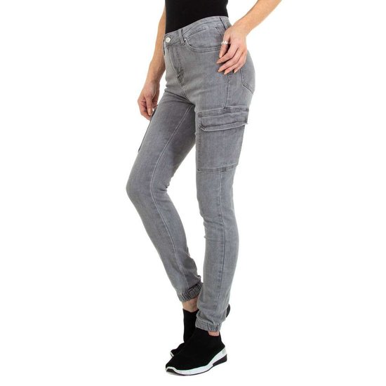 Hippe cargo grijze jeans.